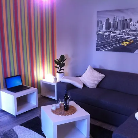 Lonniger House Kır Evi *